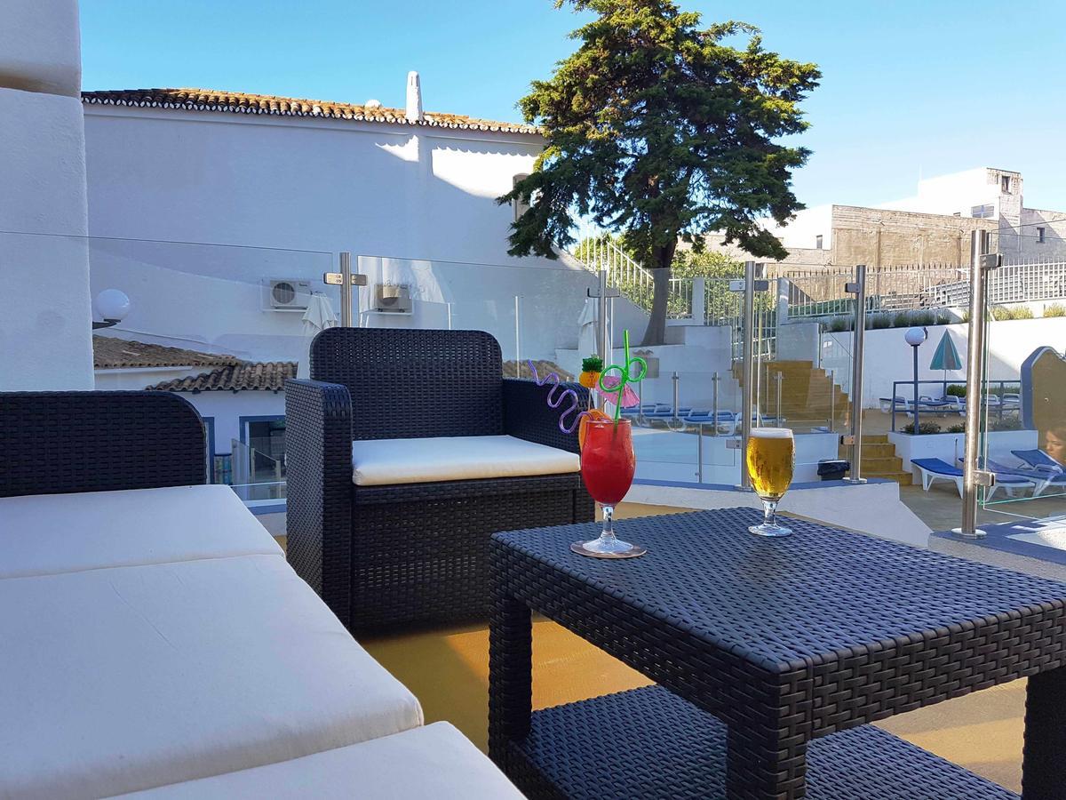 Apartamentos Turisticos Soldoiro Albufeira Exteriör bild