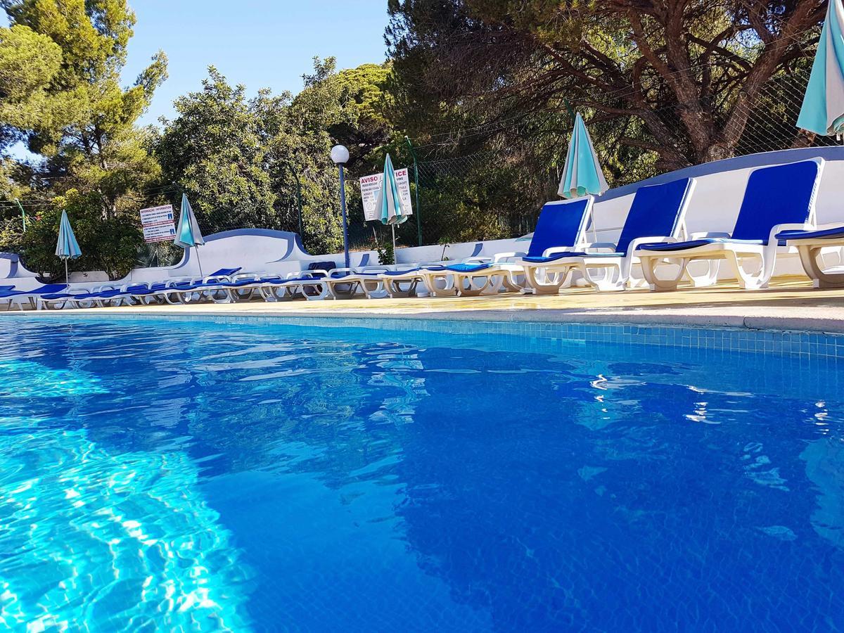 Apartamentos Turisticos Soldoiro Albufeira Exteriör bild
